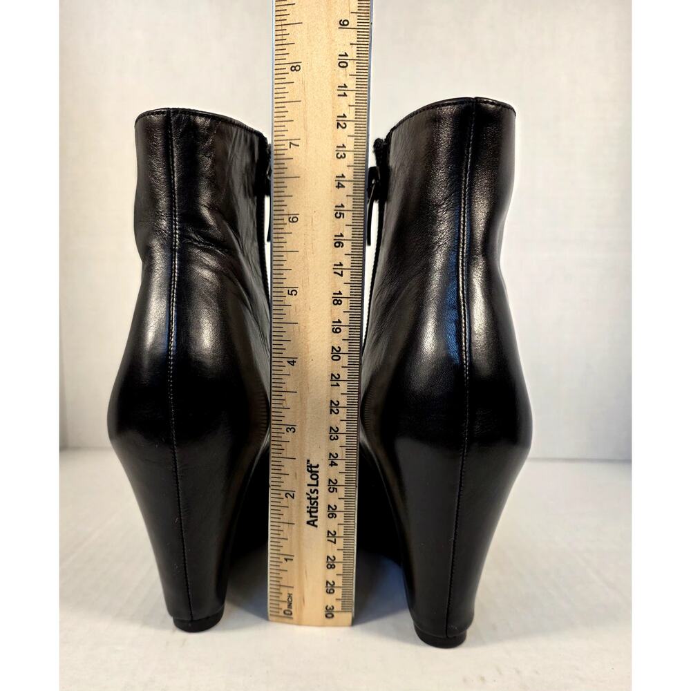 Via Spiga Black Leather Wedge Ankle Boots Size US6M/Euro36 Booties Zip Italian - Picture 4 of 7